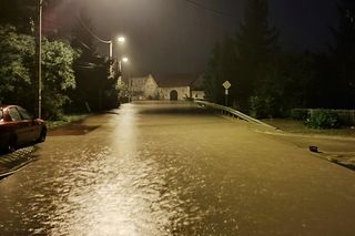 Powódź w Polsce. Dramatyczne doniesienia z powiatu nyskiego. Wszystko zalane [ZDJĘCIA]