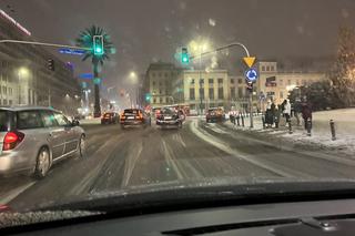 Trudne warunki drogowe w Warszawie