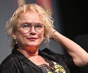 Figura bez botoksu i operacji! Jej piękno to zasługa morza i diety