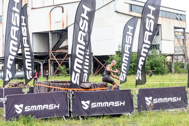 Runmageddon w Katowicach 2025. Błoto, pot i triumf na Hałdzie Kostuchna