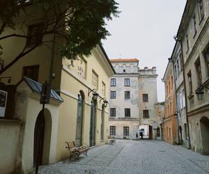 Stare Miasto w Lublinie jest piękne bez względu na pogodę! Zobacz zdjęcia pochmurnego miasta