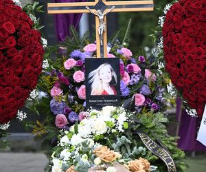 Tak wygląda grób Katarzyny Stoparczyk. Została pochowana na prywatnej uroczystości
