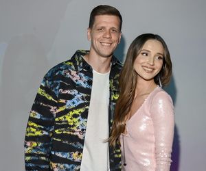 Marina i Wojciech Szczęśni świętują 9. rocznicę ślubu. Bramkarz opublikował archiwalne kadry