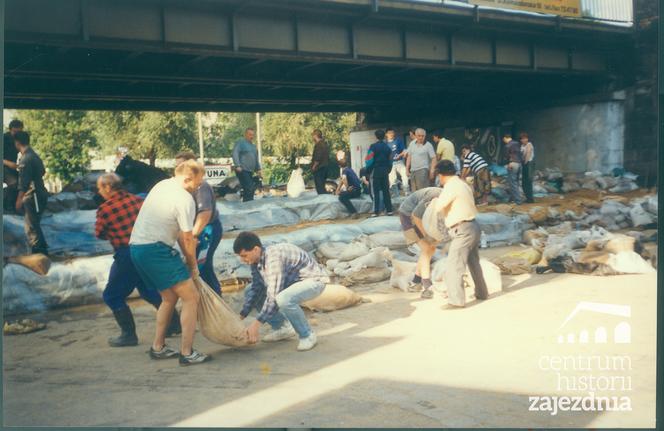 Powódź tysiąclecia. Woda sięgała do XXX piętra. "Mówili, że to niemożliwe"