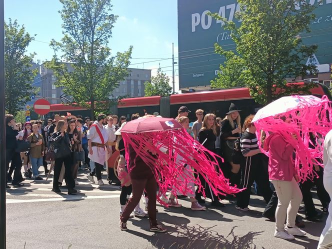 Korowód studencki rozpoczyna Juwenalia Śląskie 2025 w Katowicach