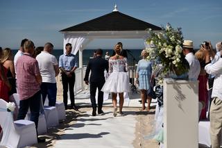 PIERWSZY W POLSCE ŚLUB NA PLAŻY 