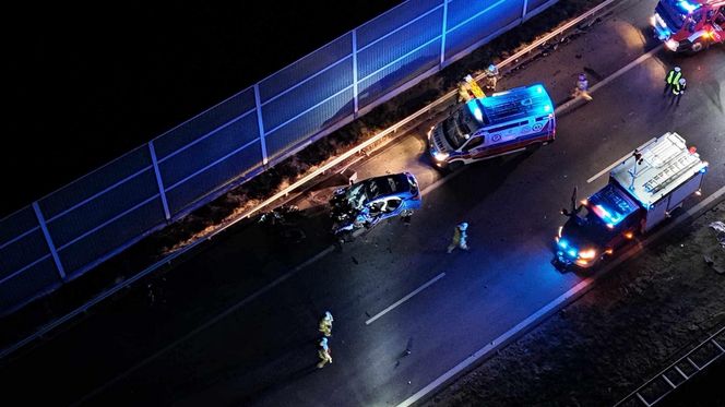 Tragiczny wypadek na A2. Dwie osoby nie żyje. Jeden z kierowców jechał pod prąd