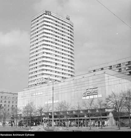 Spółdzielczy Dom Handlowy „Sezam” – Marszałkowska 126/134