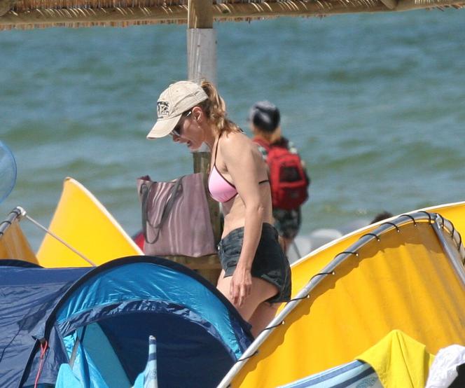 Agnieszka Dygant na plaży w Juracie
