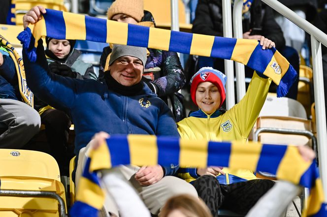 Arka Gdynia - Lech Poznań: Zdjęcia kibiców z meczu 15. kolejki PKO BP Ekstraklasy