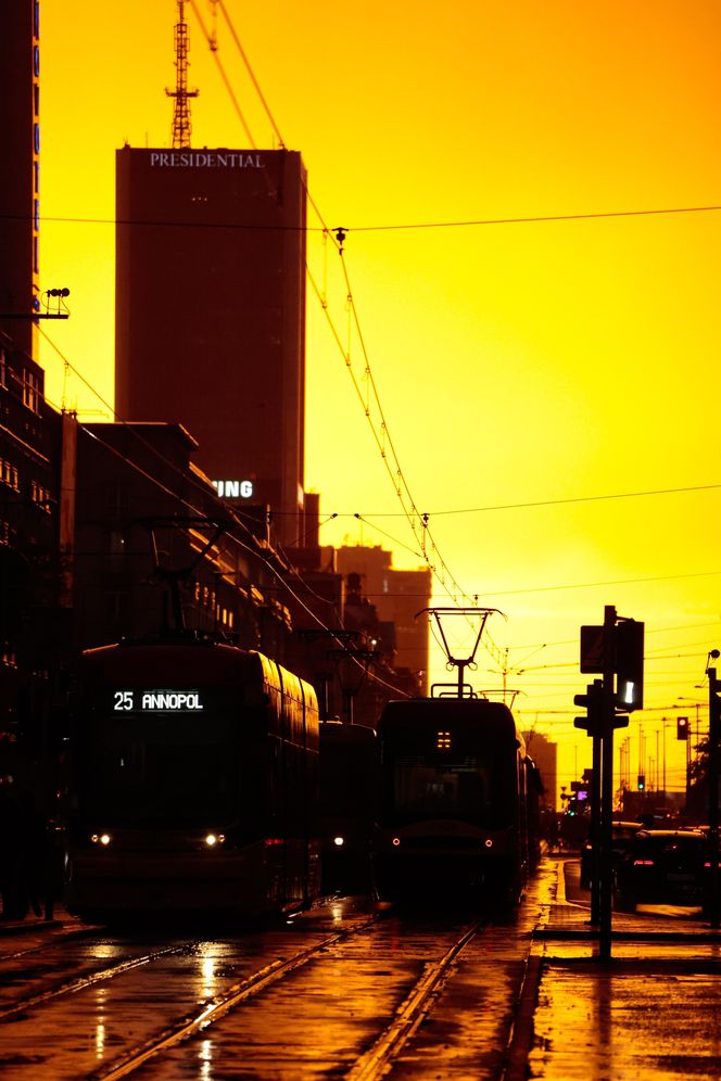 Burza i tęcza w Warszawie (30.10.2025)