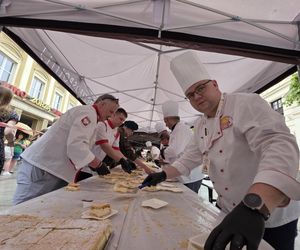 Rzeszów Najdłuższa Kremówka w Polsce