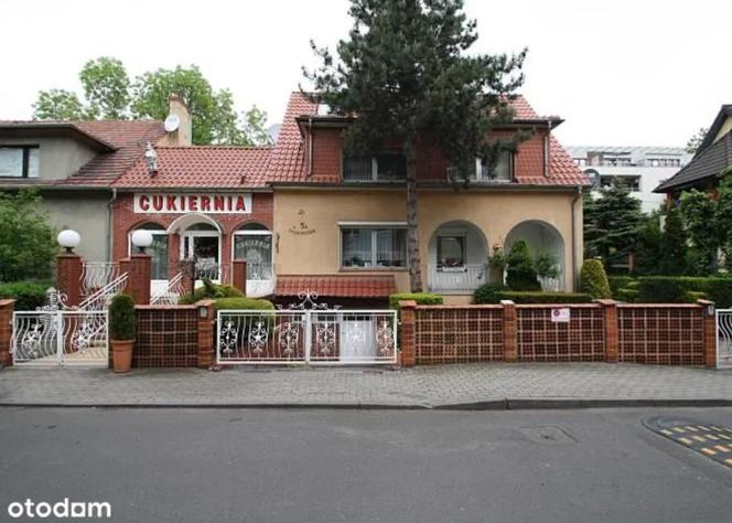Dom z cukiernią w Opolu