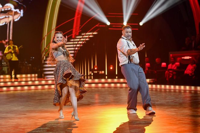 Taniec z Gwiazdami. Jeszcze nie tańczy, a zarabia najwięcej. Ile kosztuje Karolak?