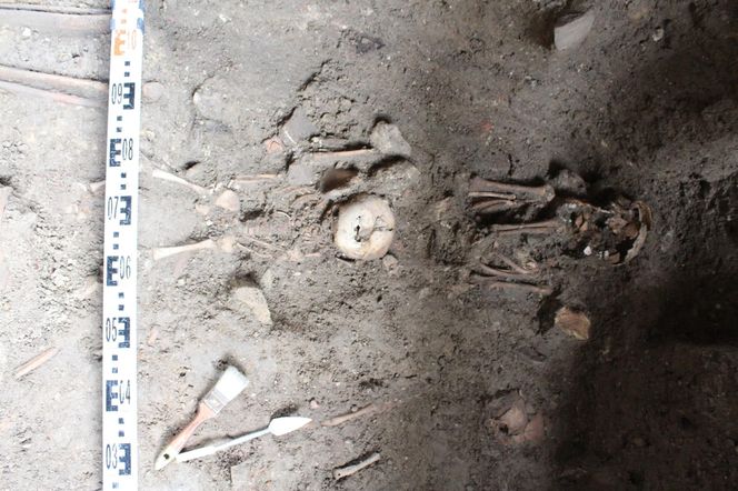 Groby dzieci. Odkrycie archeologiczne w Bytomiu