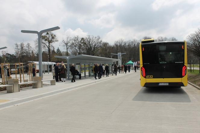 W Świerklańcu otwarto centrum przesiadkowe. Kosztowało prawie 6 mln zł