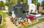Grób Stanisława Tyma na Cmentarzu Wojskowym na Powązkach