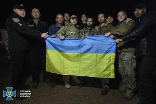 Uwolniono ponad 200 ukraińskich jeńców. Wyraźne zwycięstwo naszego państwa [ZDJĘCIA]