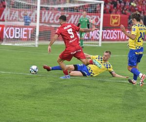 Elana Toruń - Widzew Łódź, zdjęcia z meczu 1/32 Fortuna Pucharu Polski. Święto kibiców przy ul. Bema