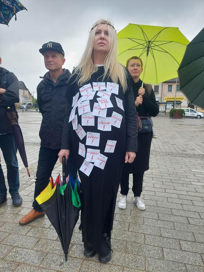 Protest pod hasłem "Ani jednej więcej" Starachowice 14.06.2023