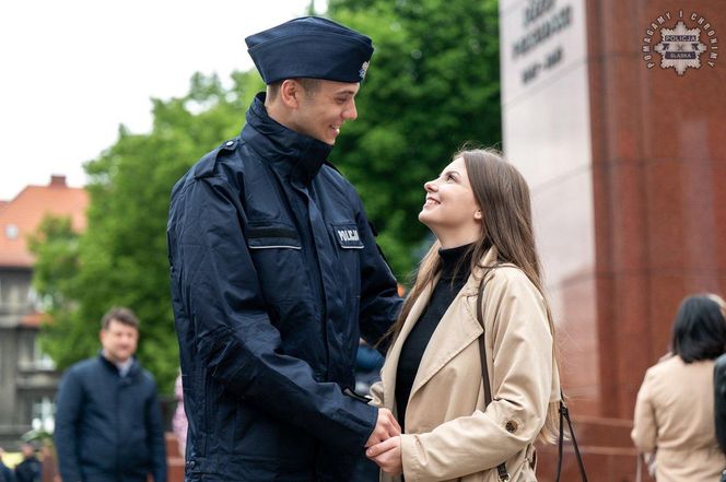 Policjantki i policjanci złożyli ślubowanie. 126 funkcjonariuszy zasiliło śląski garnizon
