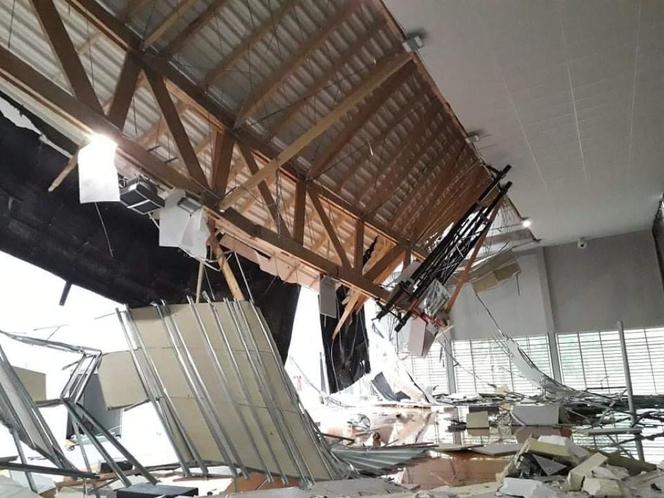 Zawalił się dach sali sportowej w Poznaniu