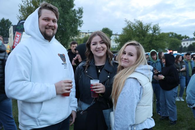 Tłum studentów bawił się pierwszego dnia Juwenaliów Politechniki Lubelskiej 2025