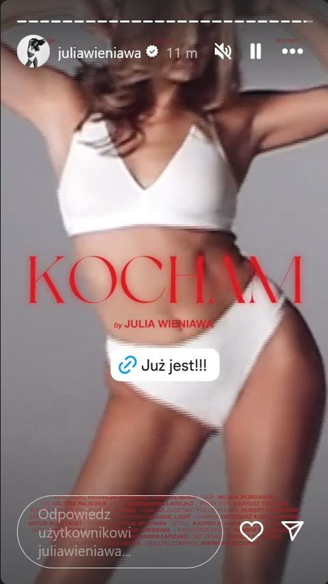 Julia Wieniawa promuje nową piosenkę w samej bieliźnie. Tylko spójrzcie na te nagrania!
