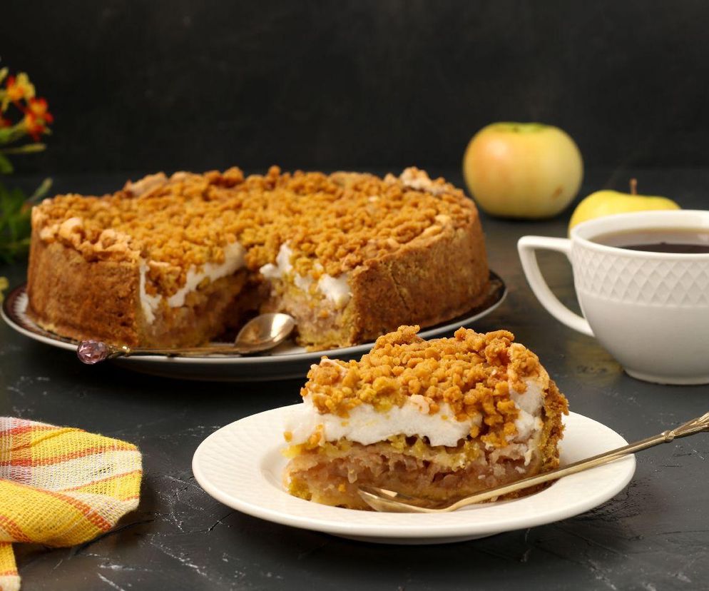 szarlotka z sernikową pianką