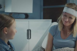 M jak miłość, odcinek 1849. Nadia (Mira Fareniuk), Julia (Marta Chodorowska)