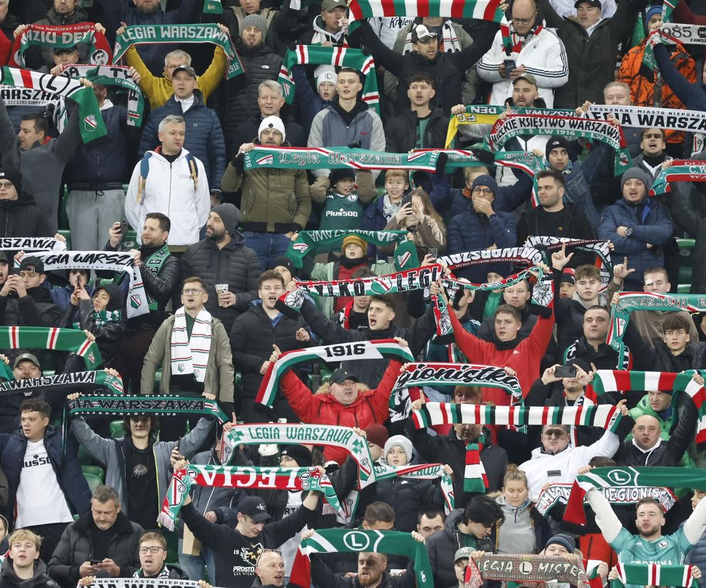 Legia Warszawa - Lech Poznań: Zdjęcia kibiców z klasyku i 13. kolejki PKO BP Ekstraklasy