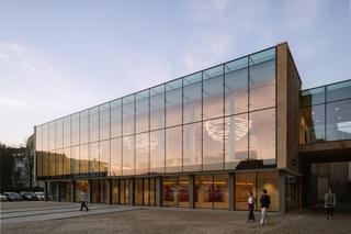 Budynek Dużej Sceny Teatru Wybrzeże w Gdańsku po modernizacji