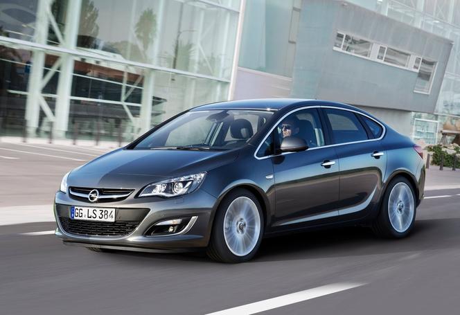 Miejsce 4. Opel Astra - w czerwcu zarejestrowano 274 eg­zem­pla­rze
