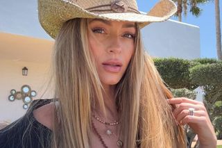 Natalia Siwiec, Marcelina Zawadzka. Misski podbijają Ibizę