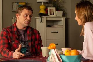 Barwy szczęścia, odcinek 2890: Hubert przez Klarę w fatalnym stanie! Ujawni Joasi, że jego mózg nie działa normalnie 