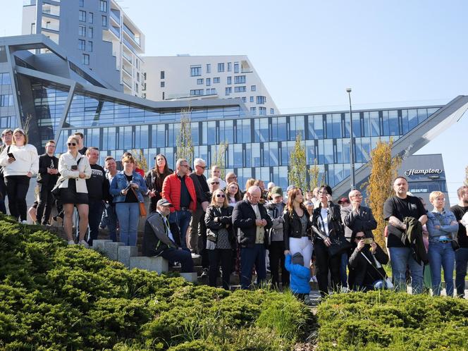 Ponad stu żołnierzy na Placu Solidarności w Olsztynie. Złożyli uroczystą przysięgę [ZDJĘCIA]