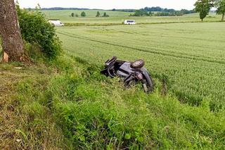 Śmiertelny wypadek pod Lidzbarkiem Warmińskim. Nie żyją dwaj 21-latkowie [FOTO]