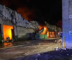 Gigantyczny pożar w Elblągu. Spłonęła sortownia śmieci, alarm w mieście