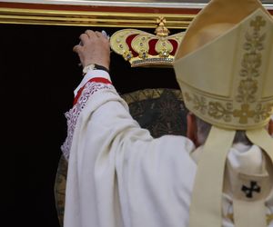 Koronacja obrazu Matki Bożej Kołomyjskiej w Skomielnej Czarnej