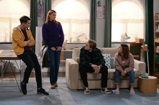 Pierwsza miłość, odcinek 3774. Anka (Anna Pentz), Biały (Igor Paszczyk), Iga (Waleria Gorobets), Filip (Dominik Smaruj),