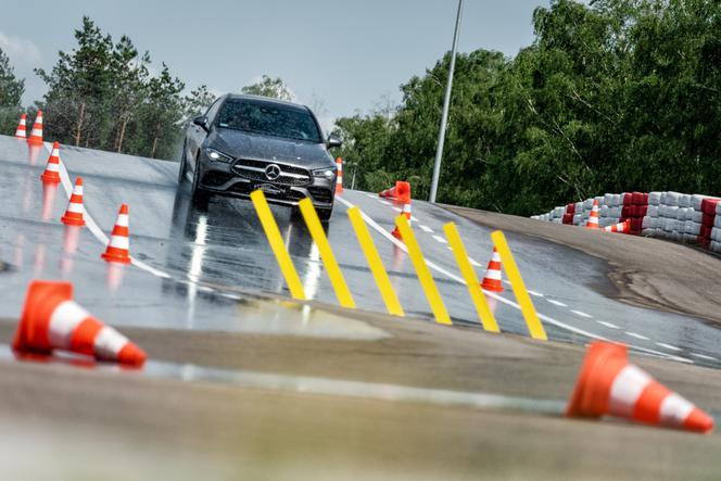 Mercedes-Benz Safety Experience 2019