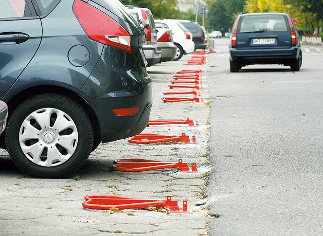 Zamiast parkingu mamy blokady