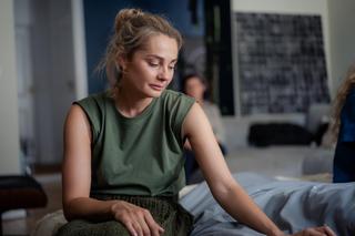 Przyjaciółki 22 sezon odc. 256. Zuza (Anita Sokołowska),  Inga (Małgorzata Socha)