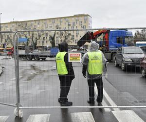 Finał WOŚP 2023. Budowa sceny w Warszawie