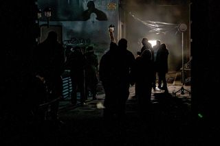 Serial Droneland kręcony w Bytomiu! Co wiemy o serialu z gwiazdą Dark  w roli głównej?