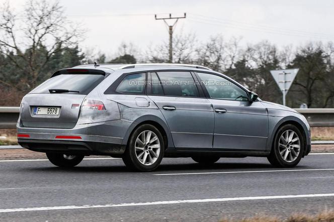 Skoda Superb Combi III