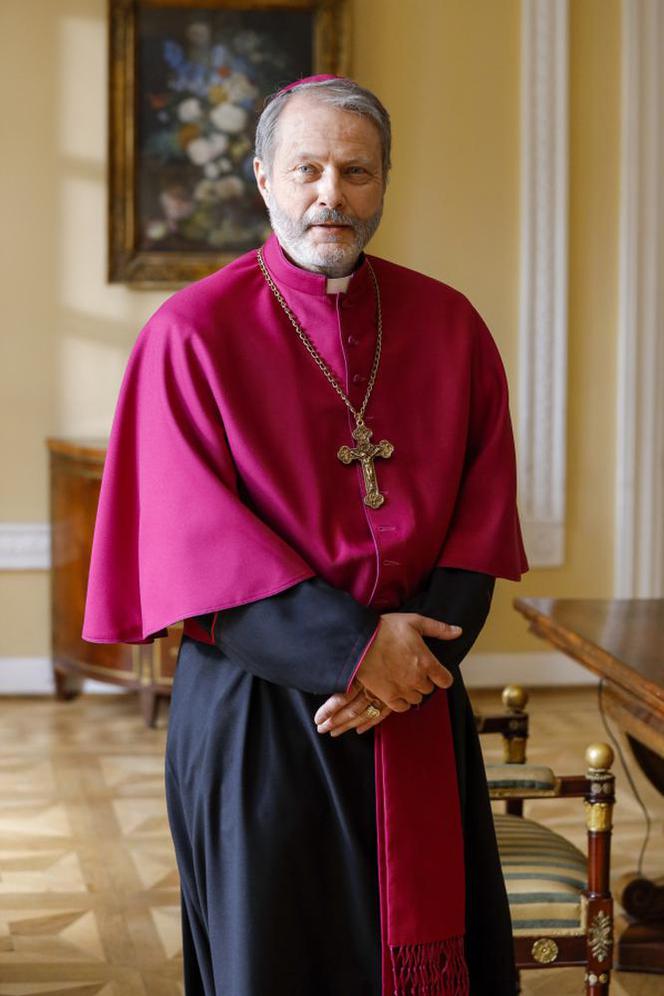 Ojciec Mateusz 26 sezon. Ksiądz Mateusz (Artur Żmijewski) biskupem w Pałacu w Jabłonnie