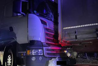 Zderzenie trzech ciężarówek i dostawczaka na DK 10! Droga zablokowana na kilka godzin 