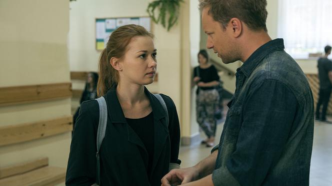 Belfer nowy serial Canal+ Ewelina (Paulina Szostak) Paweł Zawadzki (Maciej Stuhr)