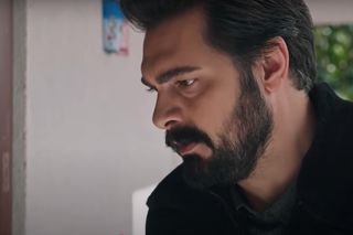 Emanet. Yaman pozna prawdę o Azizie 